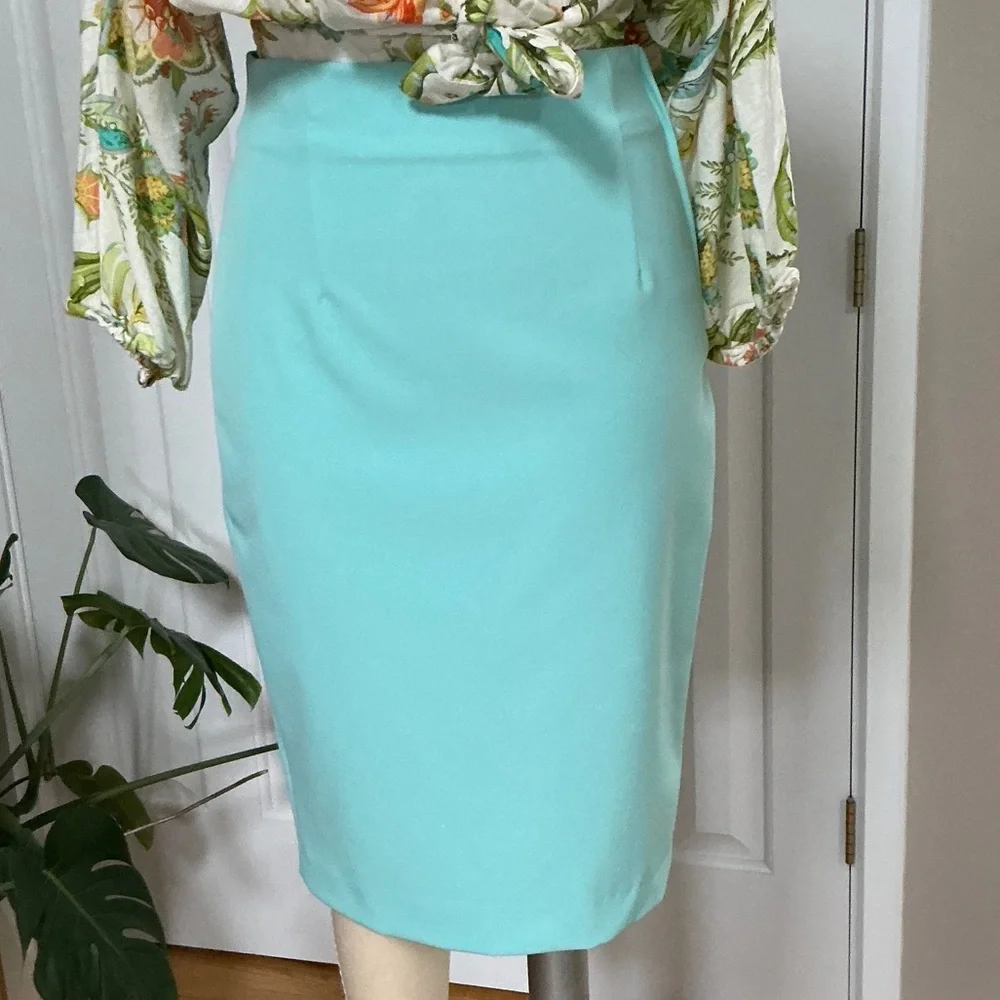 Zara Light Blue / Green Pencil Skirt size Medium NWT - Picture 1 of 6